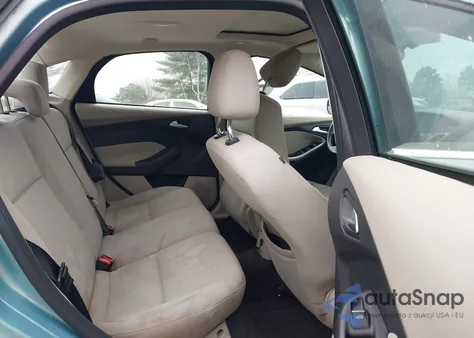 2012 Ford Focus Sel z USA, uszkodzony, nr VIN 1FAHP3H20CL371934